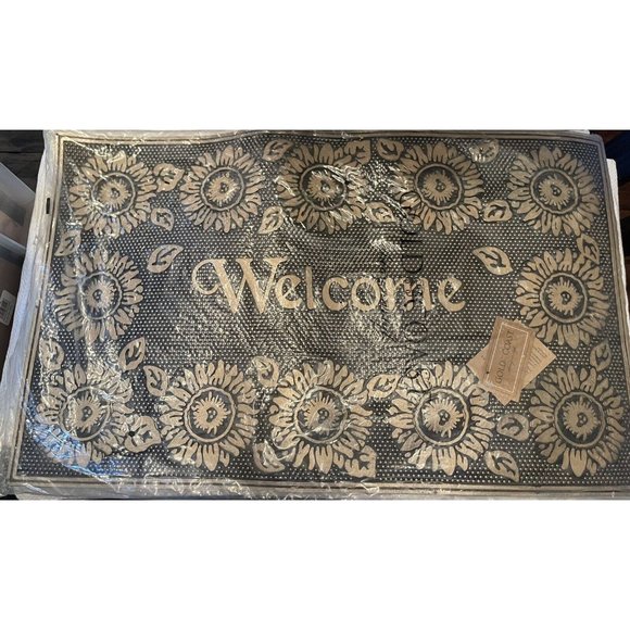 Goldcoast Sunflower Rubber Welcome Mats (Set Of 2) 26" x 16" - Picture 1 of 6